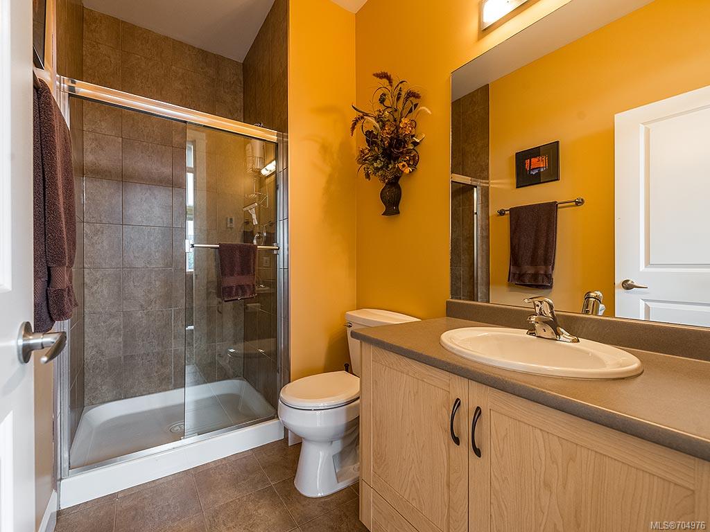 403-3210 Jacklin Rd