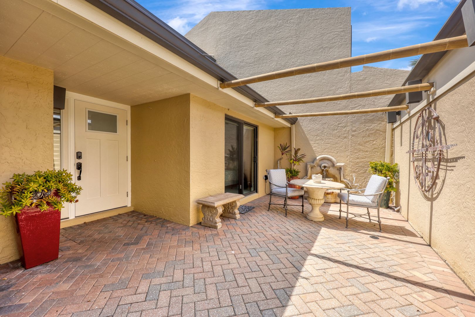 5018 Harbortown Lane