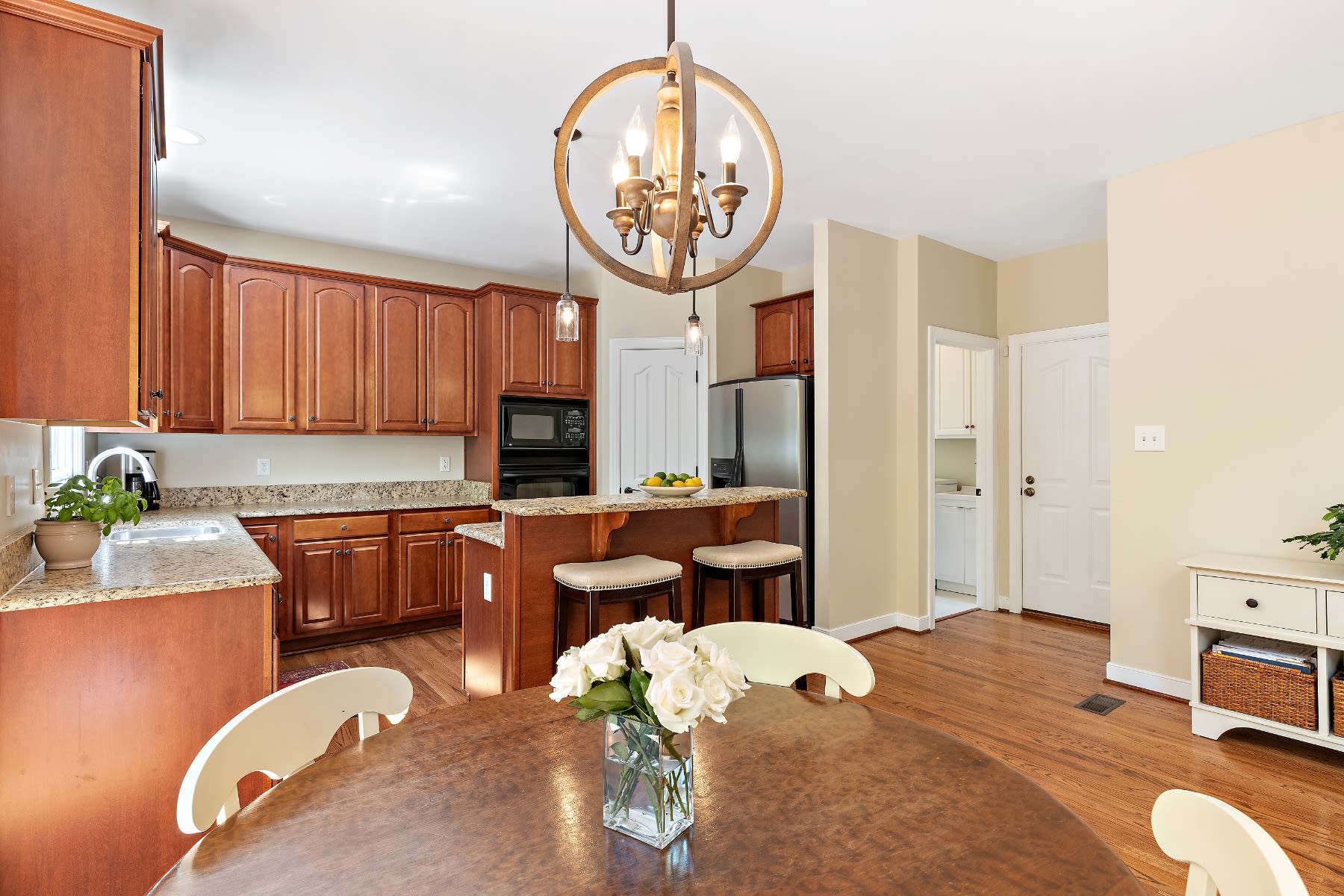 3513 Kings Farm Drive