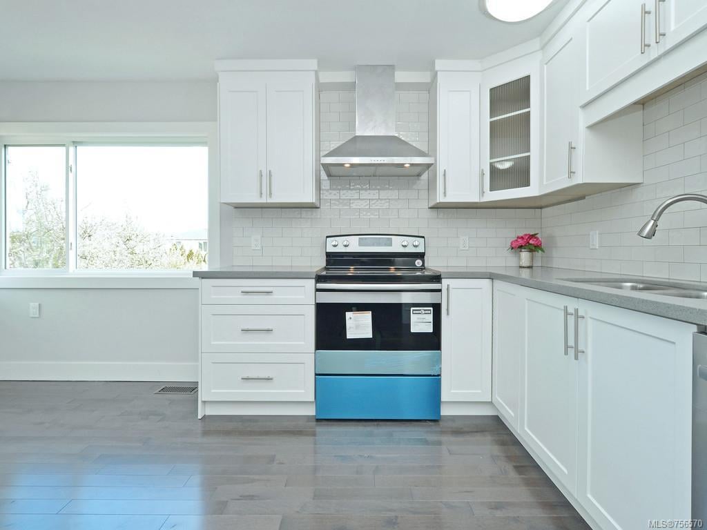 1212 Pearce Cres