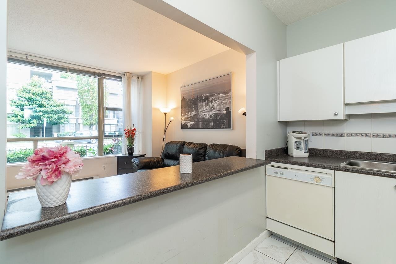 8266 Saba Rd
