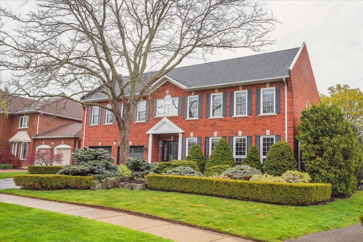 Fairway Hills Beauty 