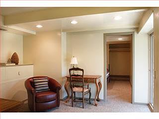 25440 Carmel Knolls Dr
