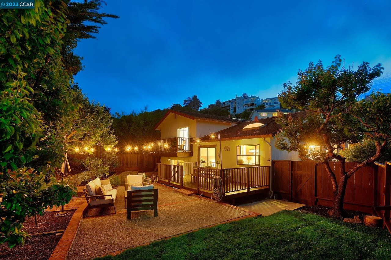 738 Tioga Dr