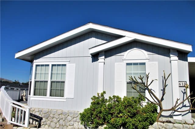 610 Seabreeze Drive