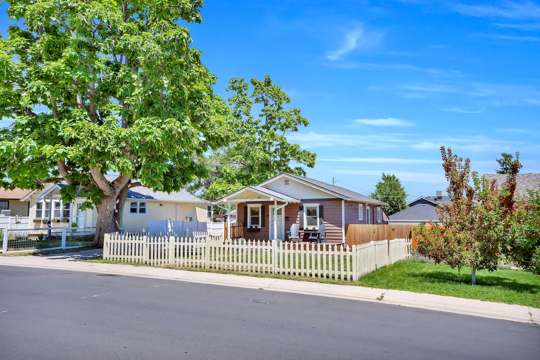 1539 W Dakota Avenue