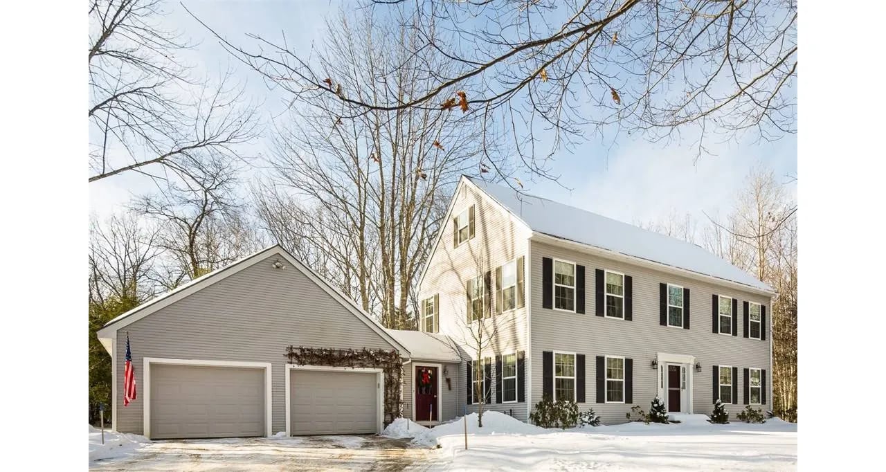 Home For Sale – 10 Sweetbrier Road, Camden, Maine 04843
