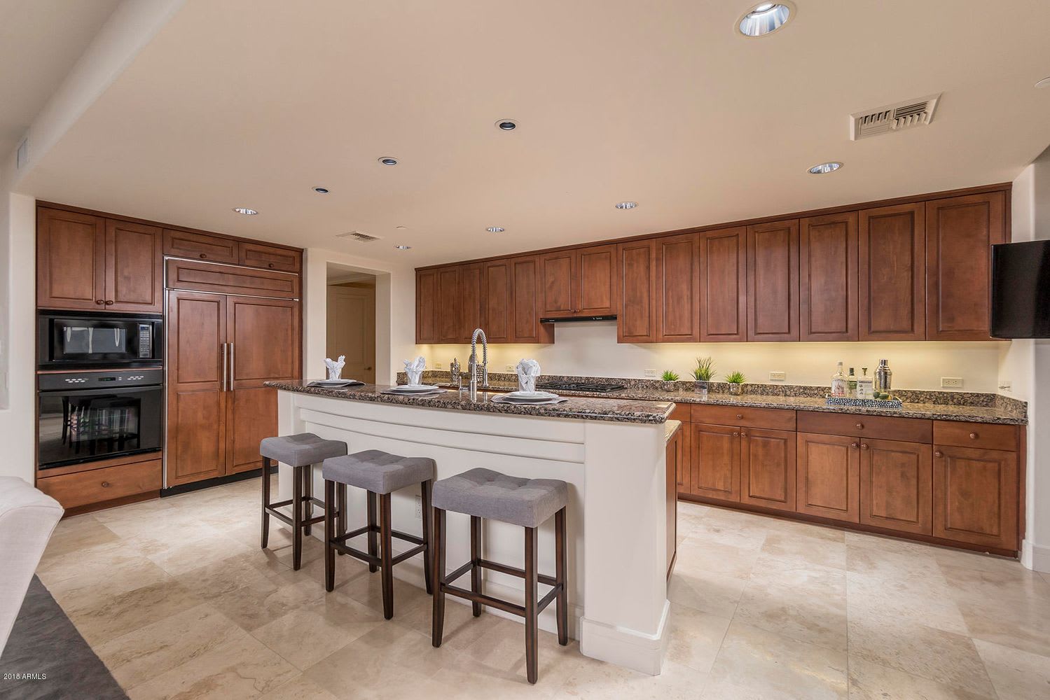 2402 E Esplanade Ln, # 501