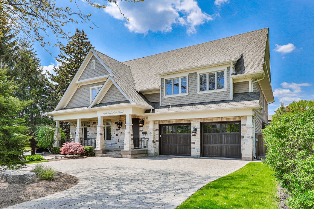3293 Lakeshore Road 