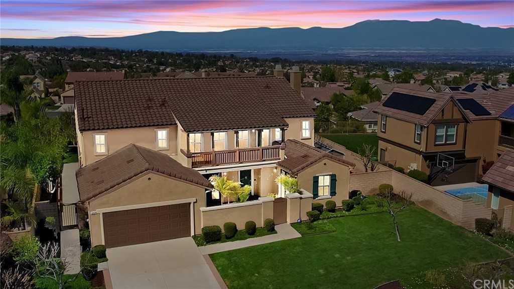 1255 Overland Lane