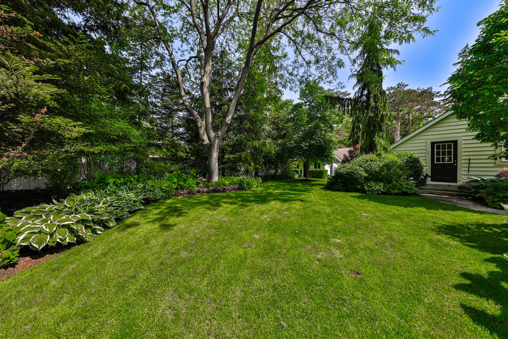 499 Lakeshore Road E, Oakville