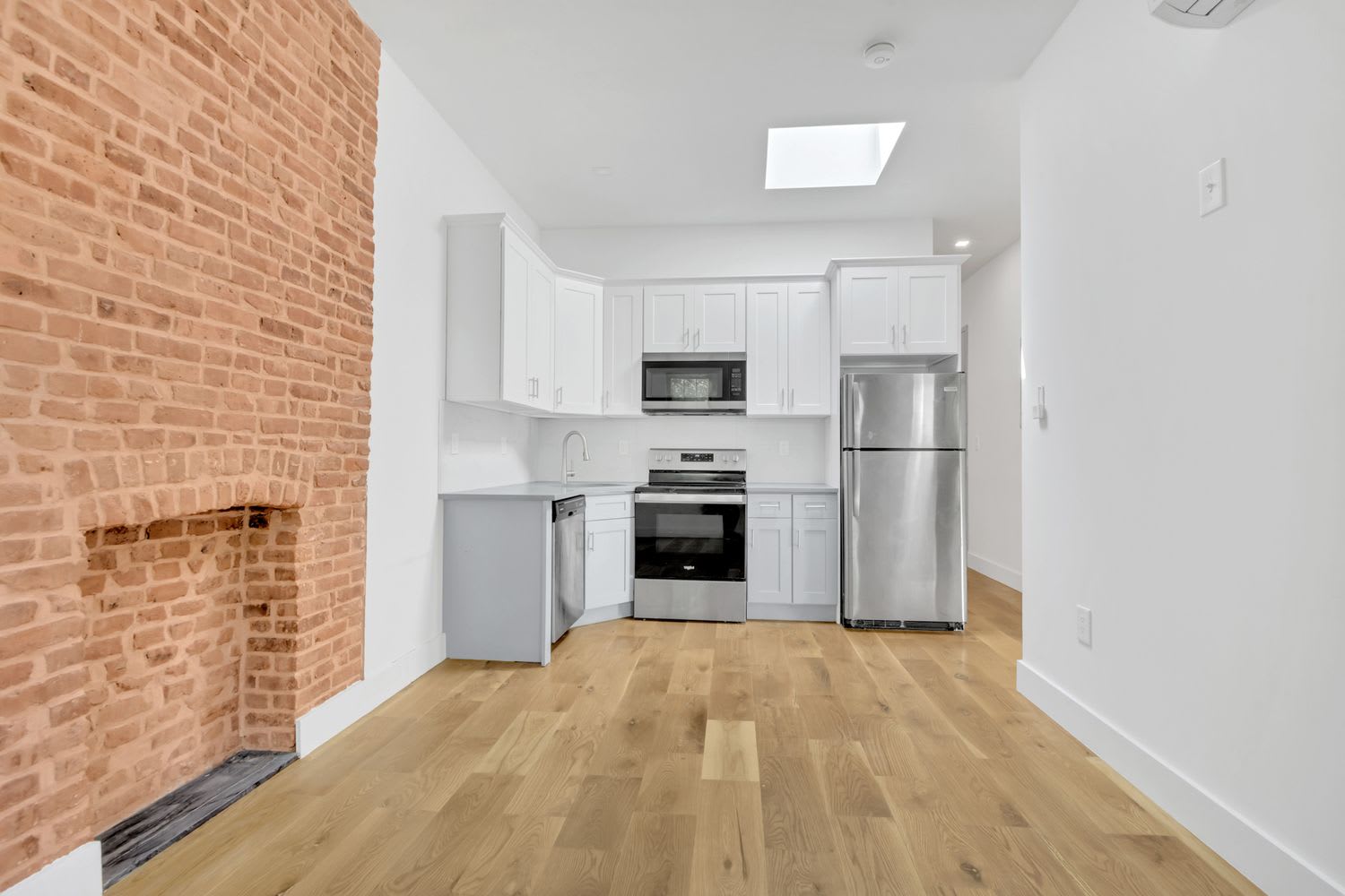 1101 Putnam Avenue, Unit 2