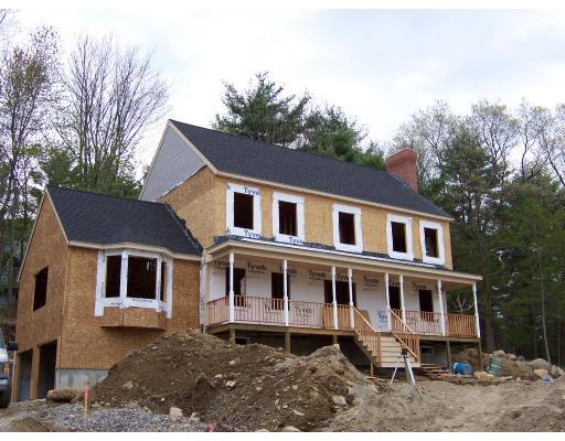 385 Middle Rd