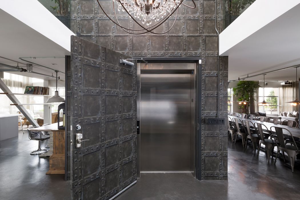 One-Of-A-Kind, Palatial Loft