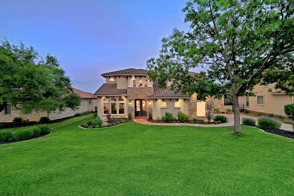 11 Hightrail Way