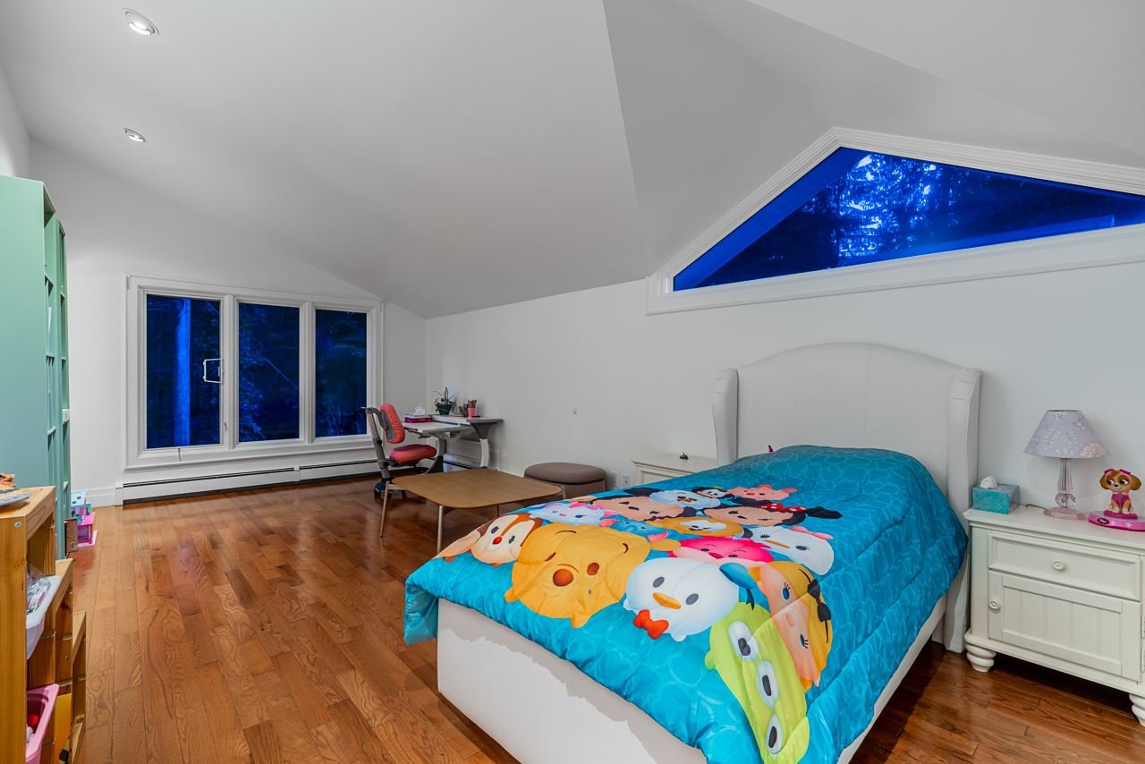 305 Stevens Dr