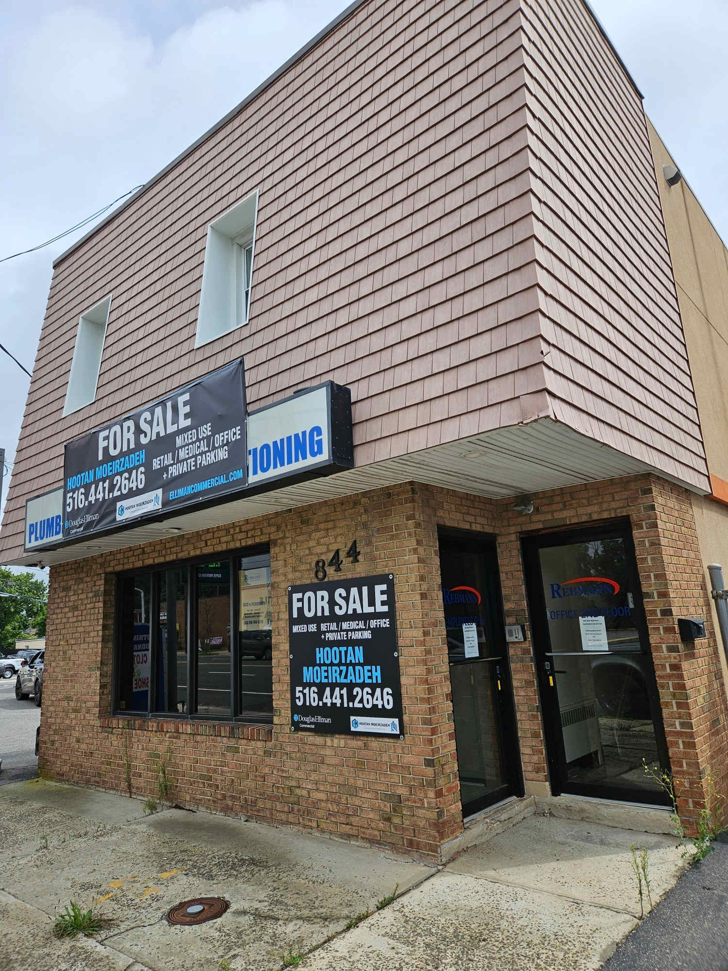 844 Willis Ave