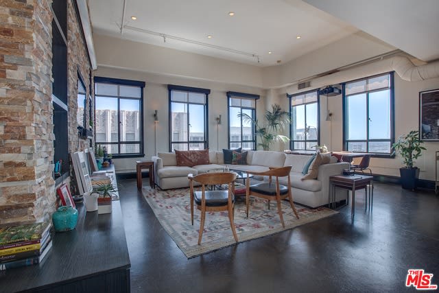 849 S Broadway #1203