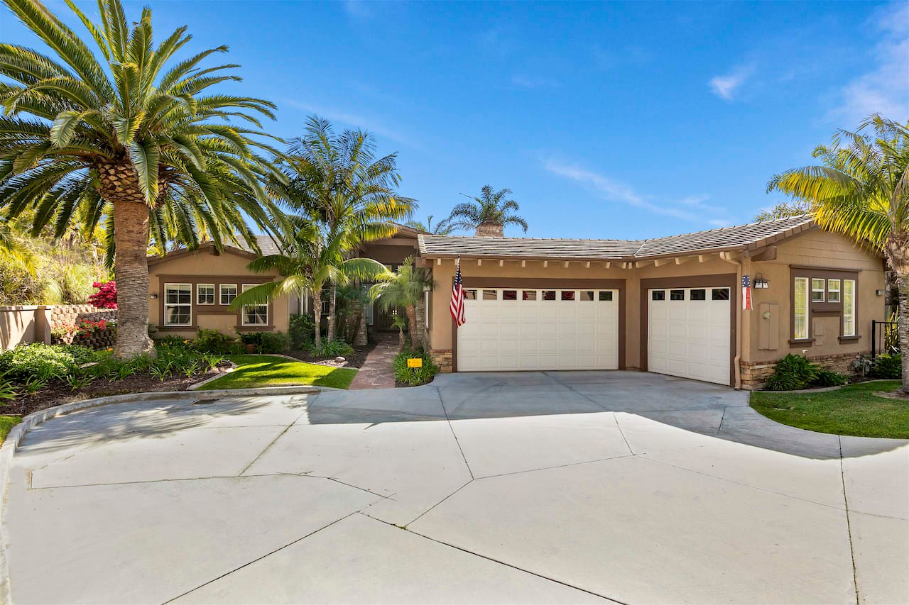 1710 Bella Laguna Court