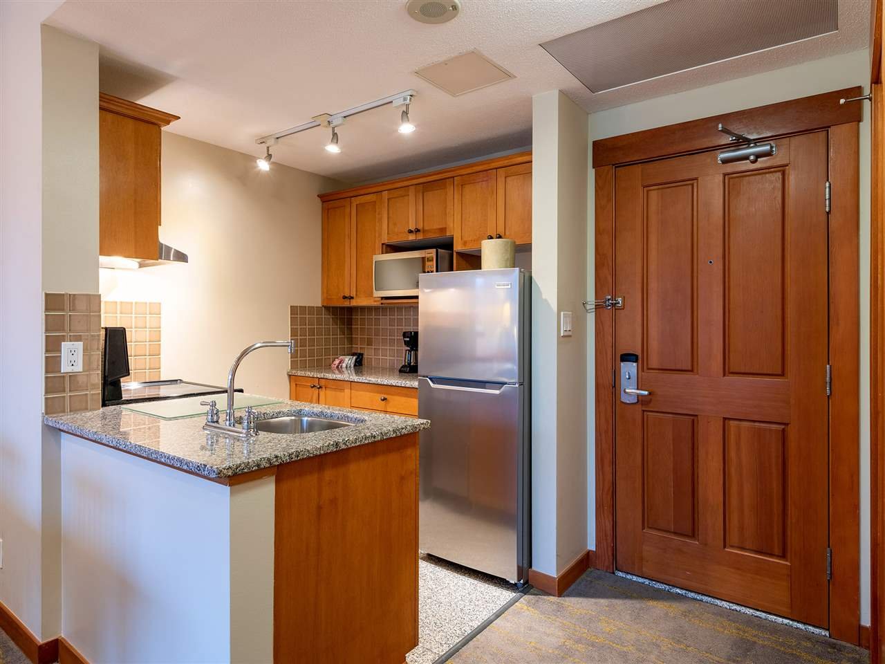 615-4320 Sundial Cres