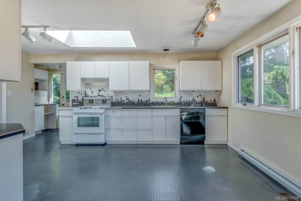 509 Foul Bay Rd