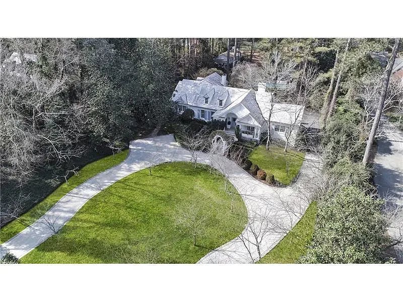 3930 Tuxedo Rd NW