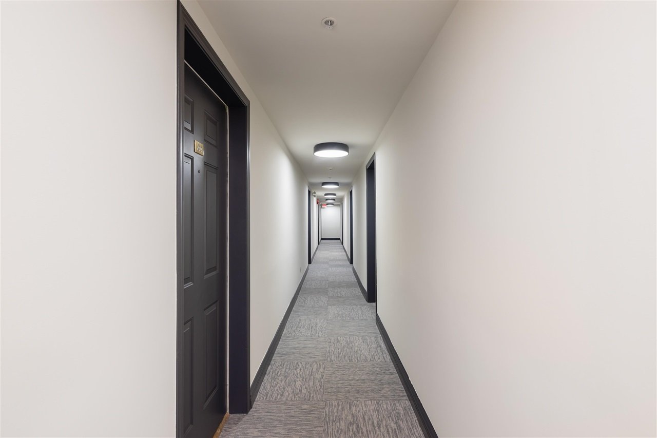 33-9977 138 St