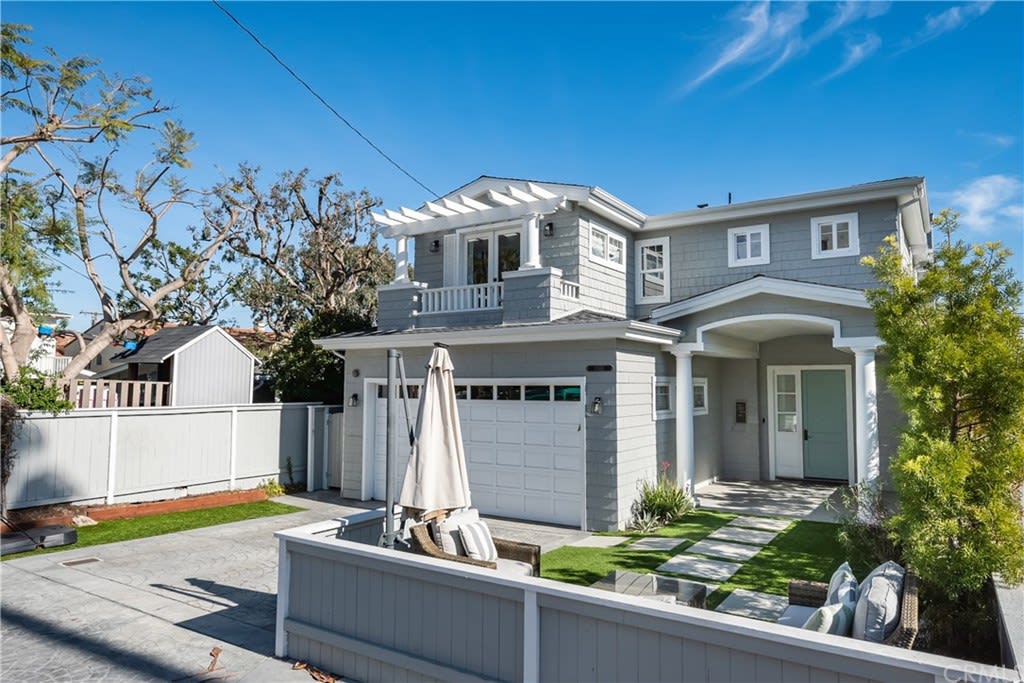 1308 Walnut Avenue