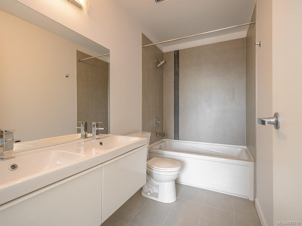 221-2871 Jacklin Rd