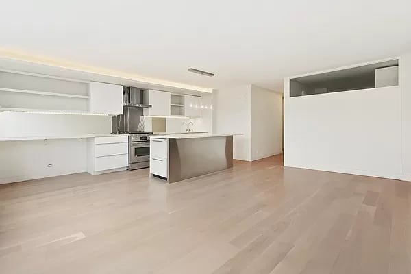 382 Central Park West Unit: 17W