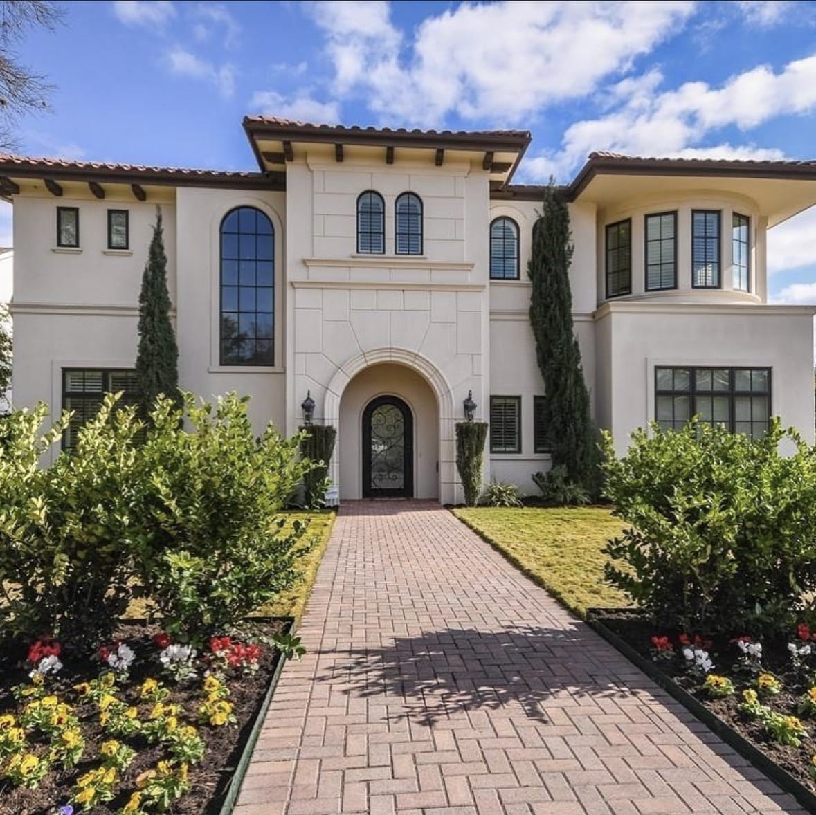 2601 Wooldridge Drive