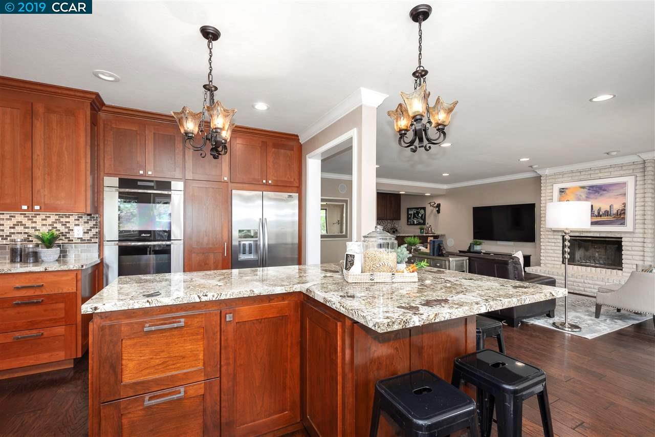 3899 Cottonwood Dr
