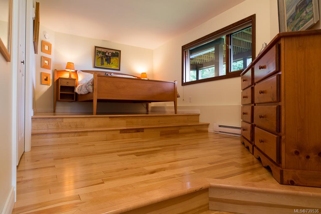 4286 Camsusa Rd, Malahat