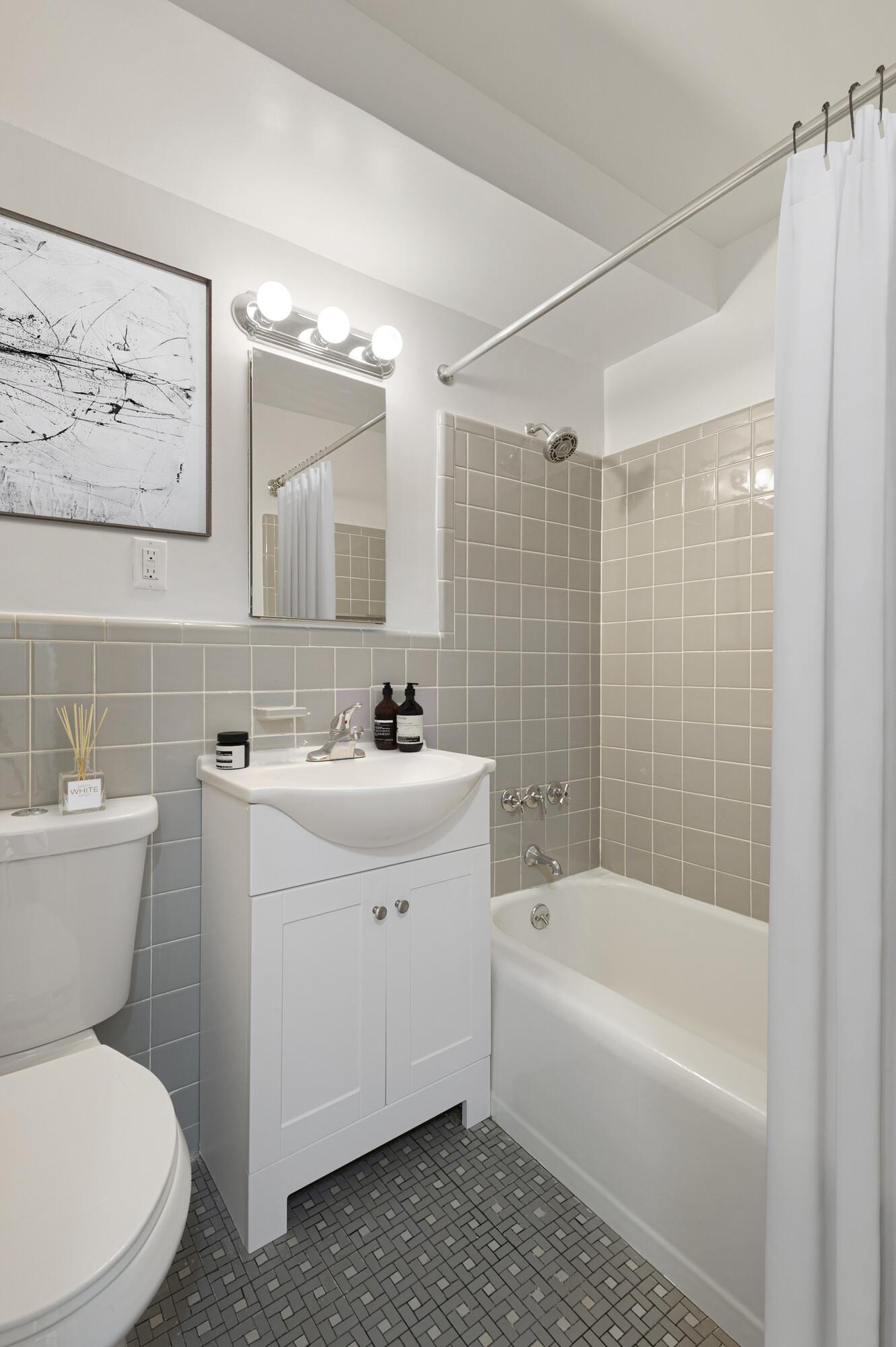 310 East 70th Street, Apt 6-D