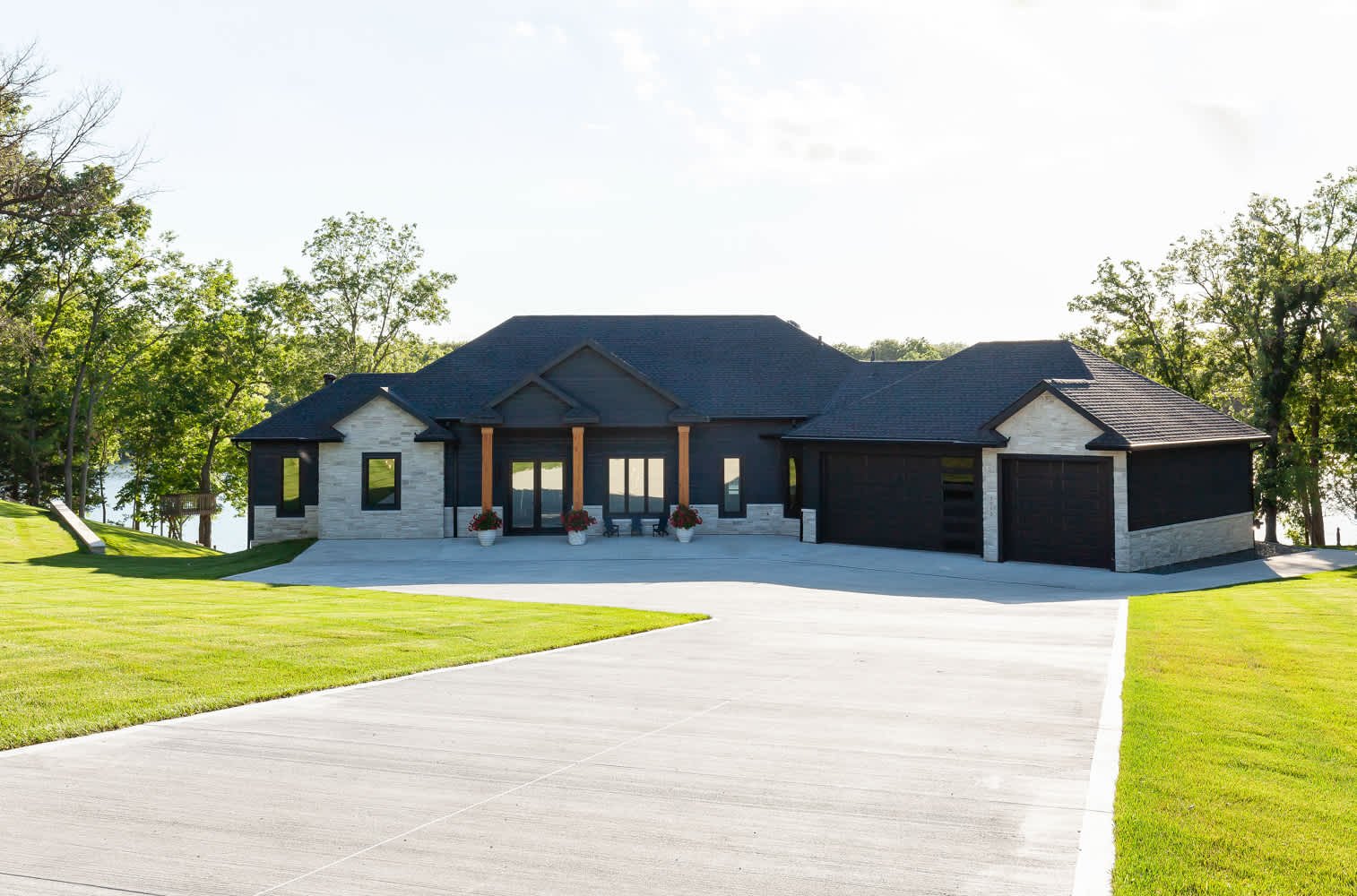 5065 Panorama Drive