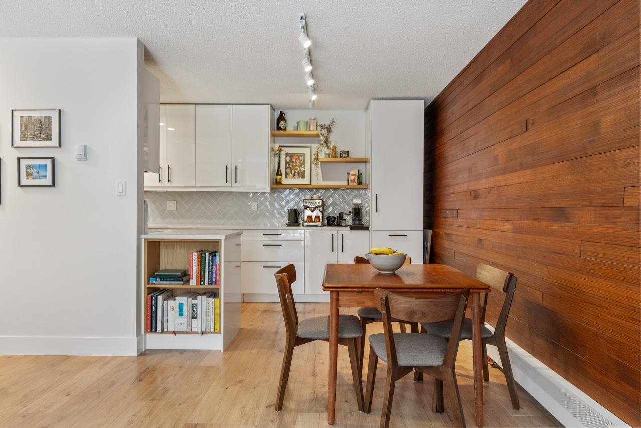 309-319 E 7th Ave