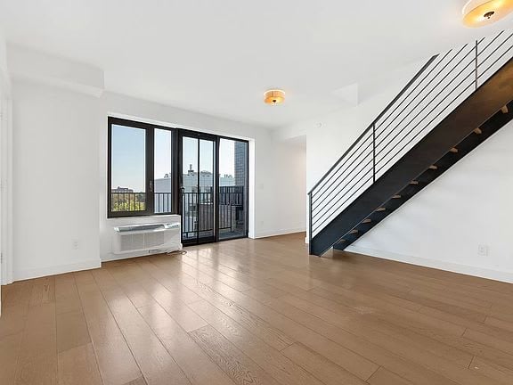 2128 Ocean Ave. Unit: 9B