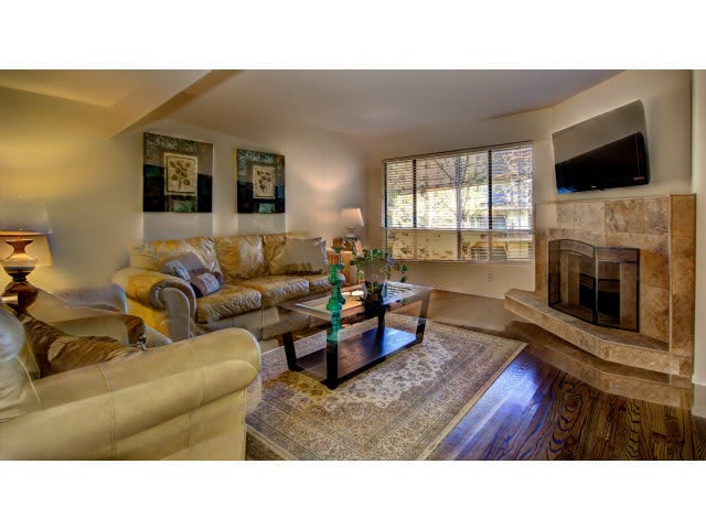 6090 Calle De Amor