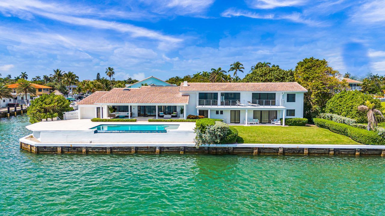 Miami’s Upper East Side Bayfront Residence