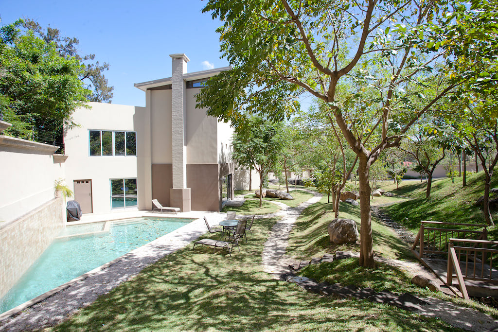 Contemporary Executive Residence, Escazu, San Jose
