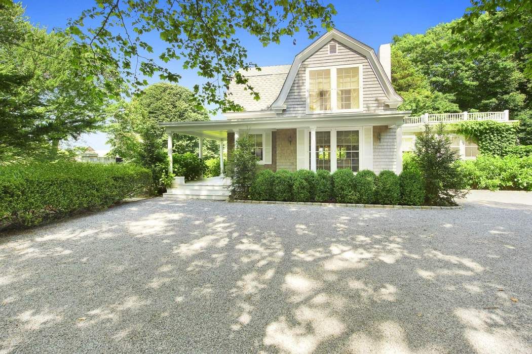 Wonderful Wyandanch 5 Acres Pondfront