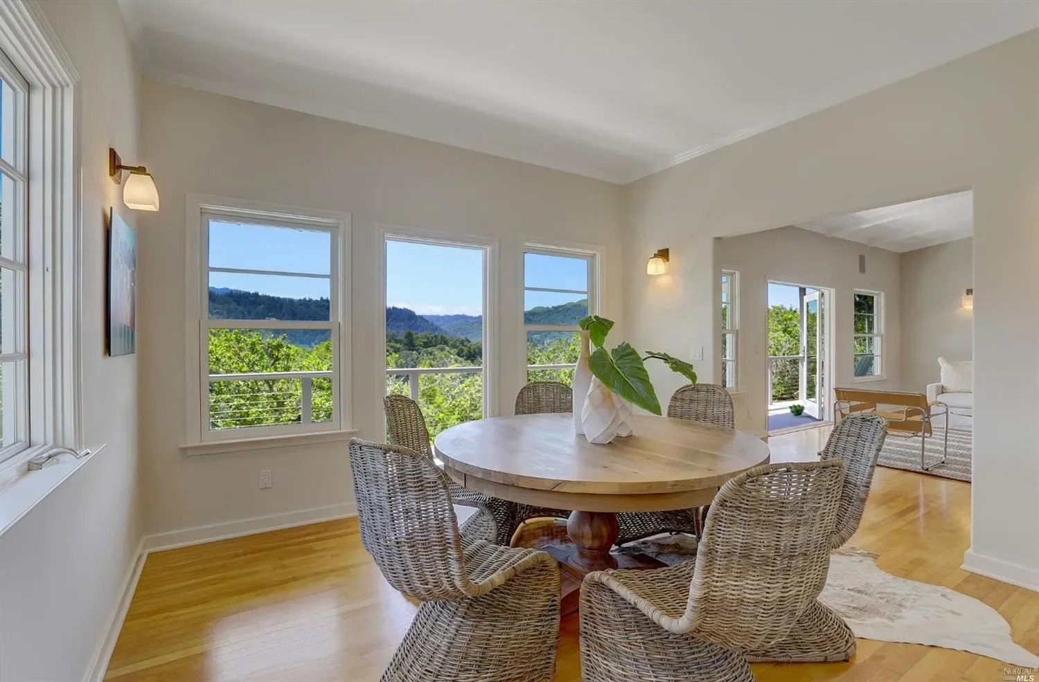 116 Winding Way