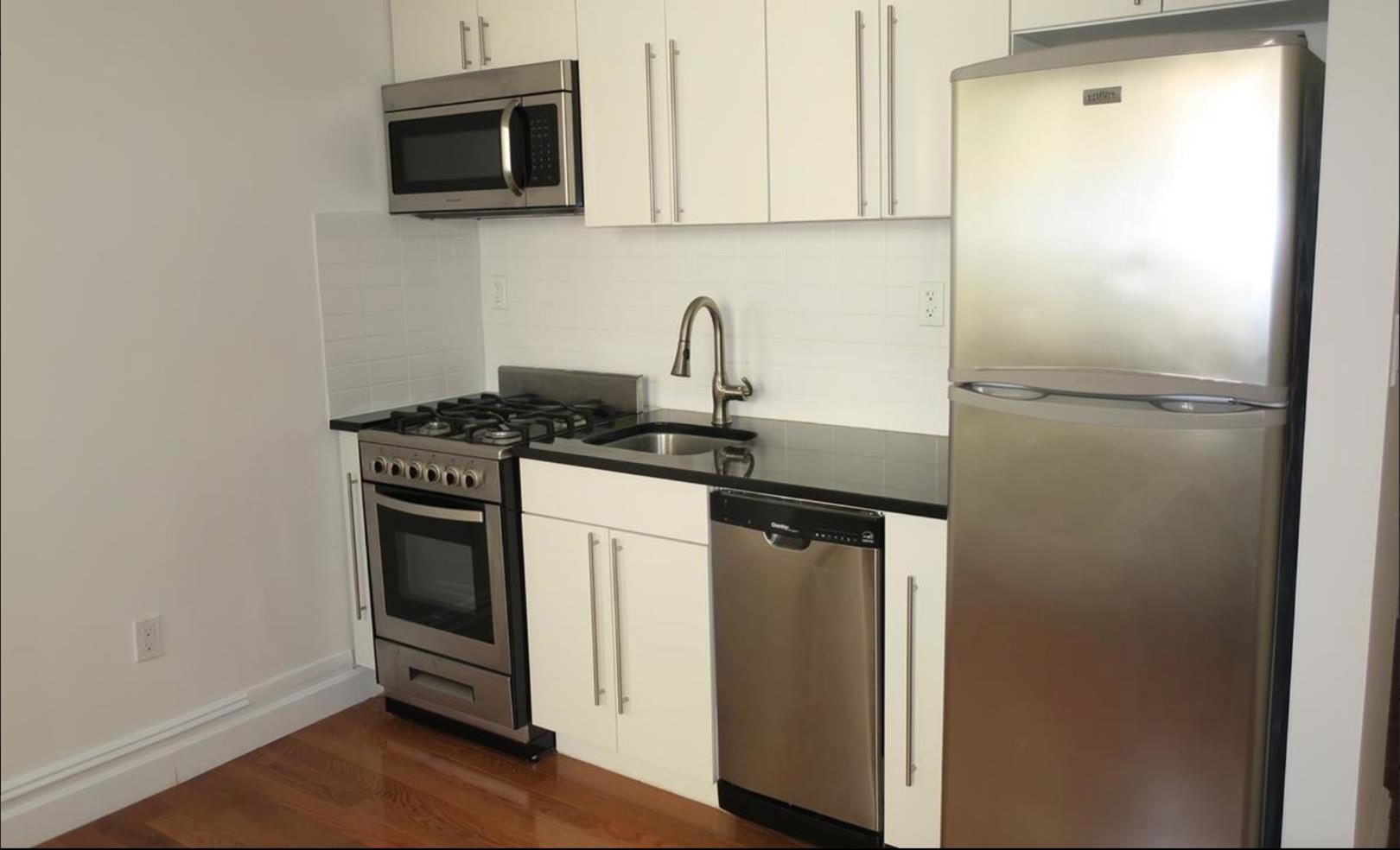 20 Avenue A, Apt 2-RA