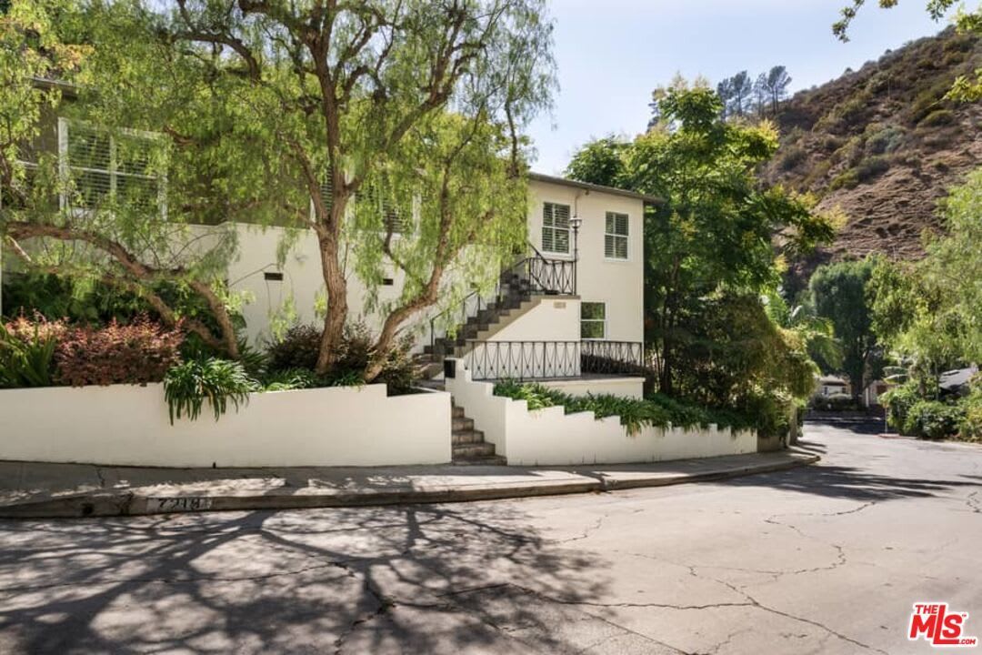 7218 La Presa Dr 