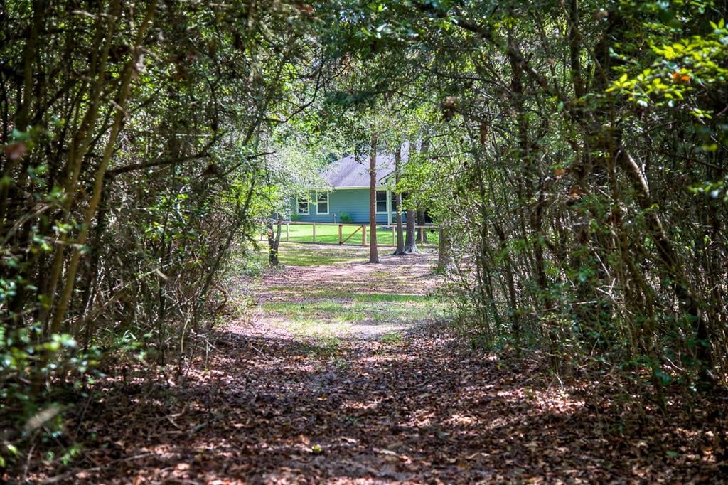 610 Post Oak Road Bellville, Tx 77418