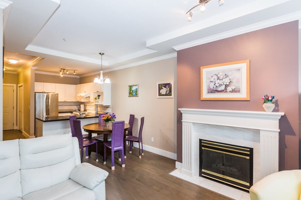 107-6475 Chester St
