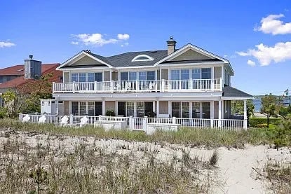 639 Dune Rd