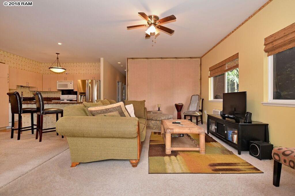 8 Polohina Ln, #4