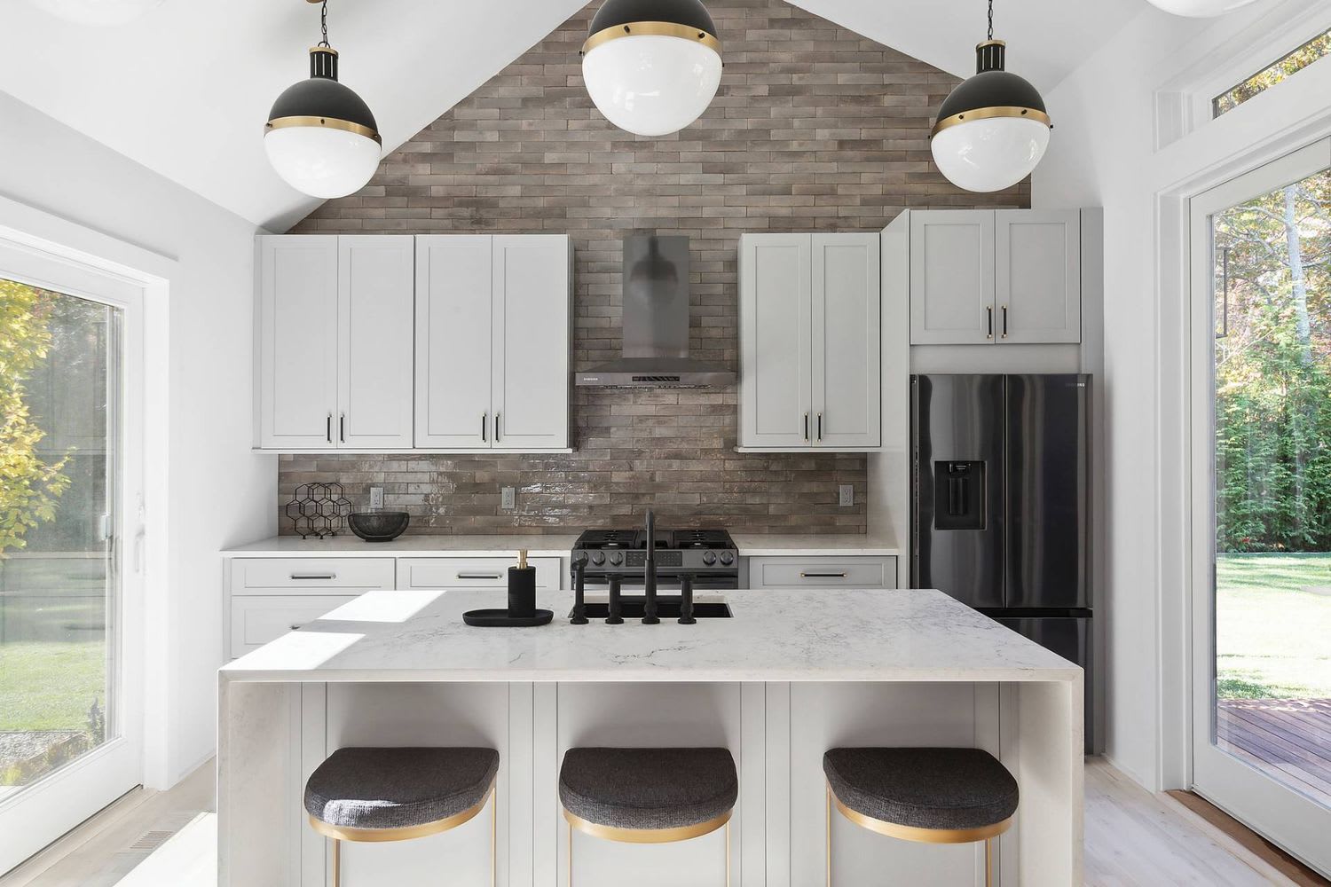 The Modern Bungalow: A Freshly Renovated, Sun-Drenched Gem