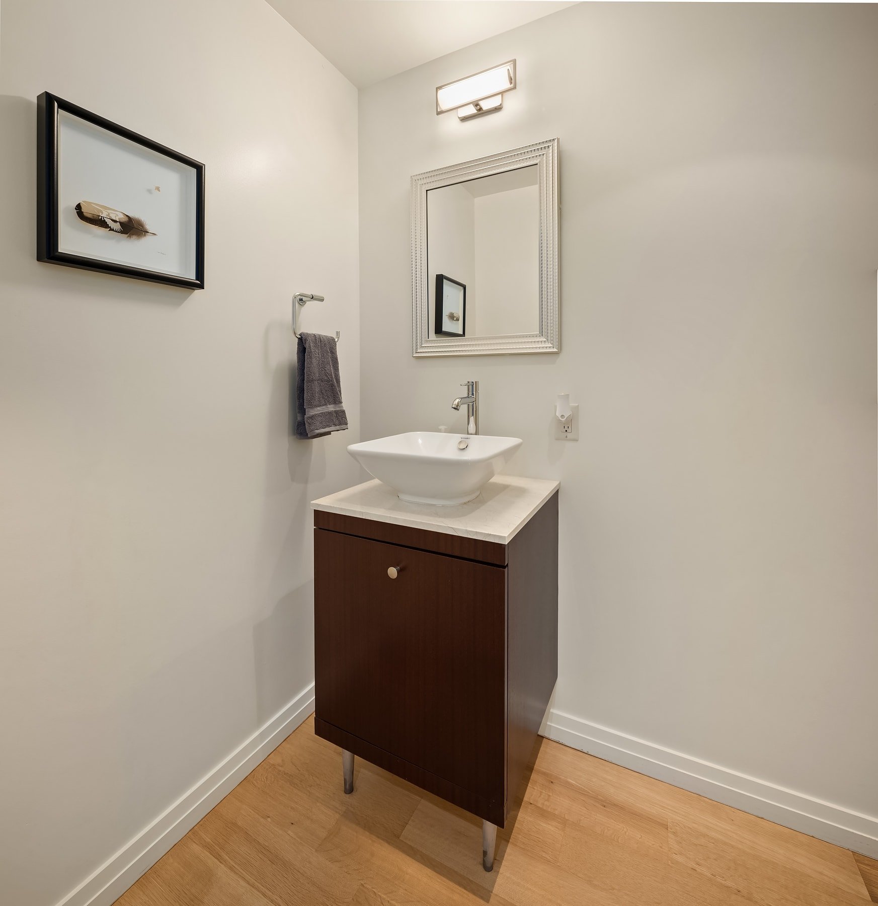 10700 NE 4th Street, Unit 1902